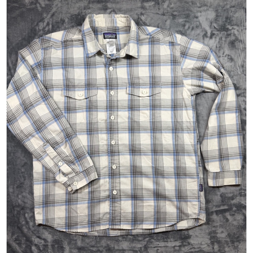 Patagonia Mens L Organic Cotton Plaid Button Up Shirt Blue Gray Outdoor Hiking